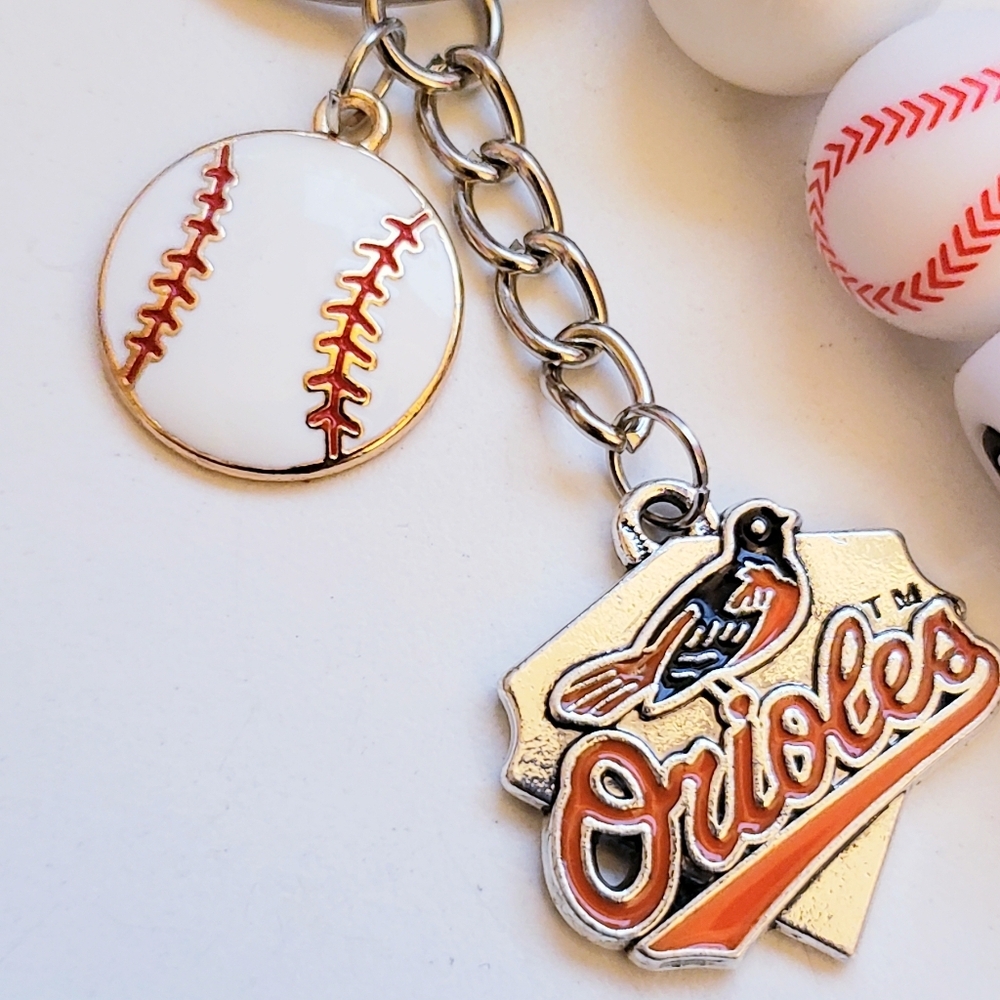 Handmade Glow in Dark Baltimore Orioles Beaded Silicone Focal Bead Keychain - Picture 5 of 10